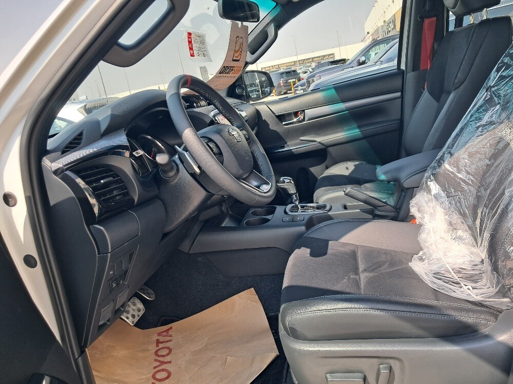 hilux GR sport - 9