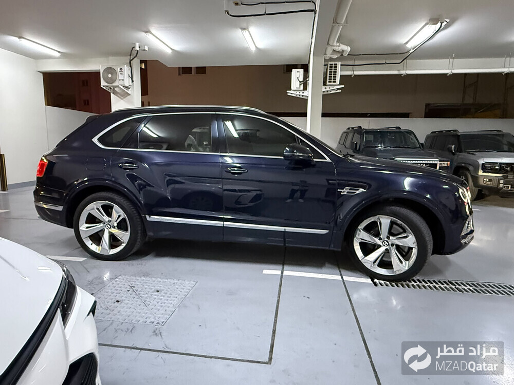 bently bentayga - 9