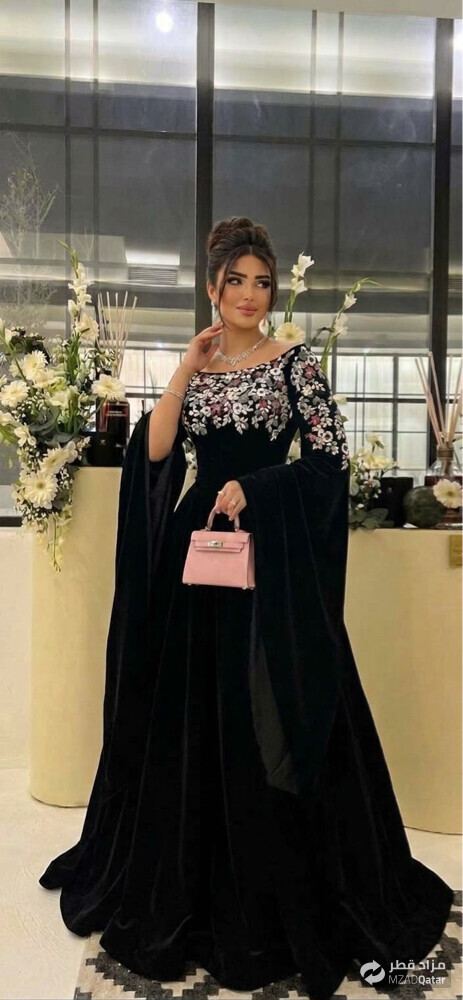 فساتن - 1