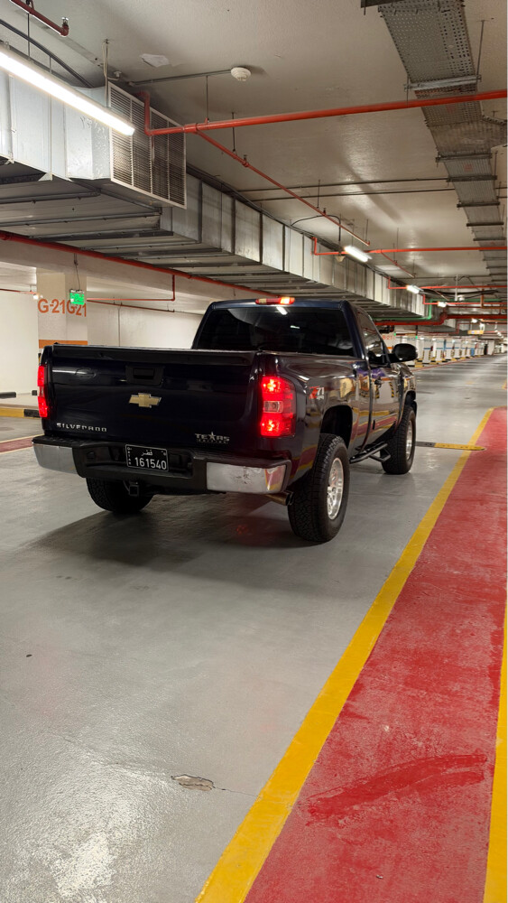 chevrolet silvrado  - 3