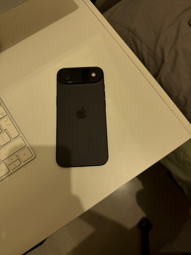 iPhone 17 air - 2