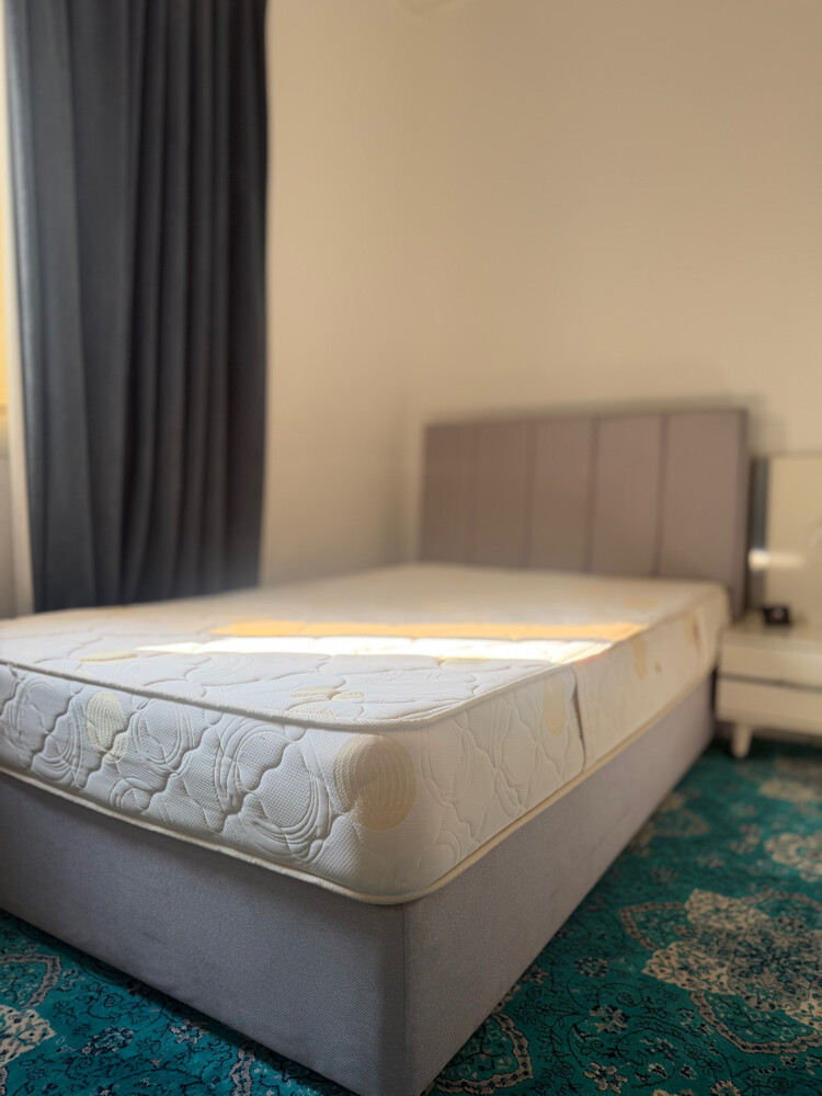 single bed - 1