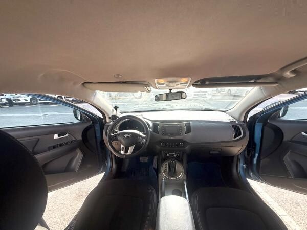 KIA SPORTAGE- 2015 Excellent Cond. - 4