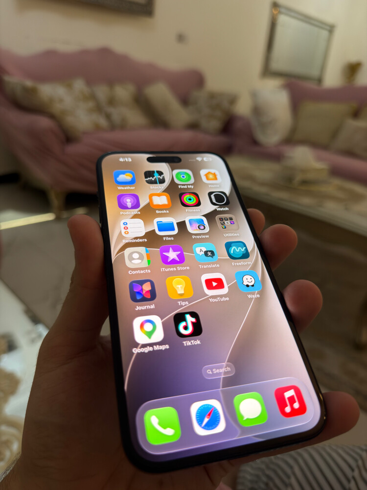 iPhone in perfect condition - 11