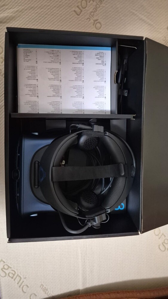 VIVE COSMOS VR FOR SALE - 4