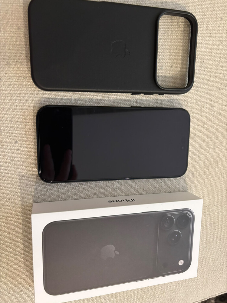 iPhone 18 pro max 512GB black - 1