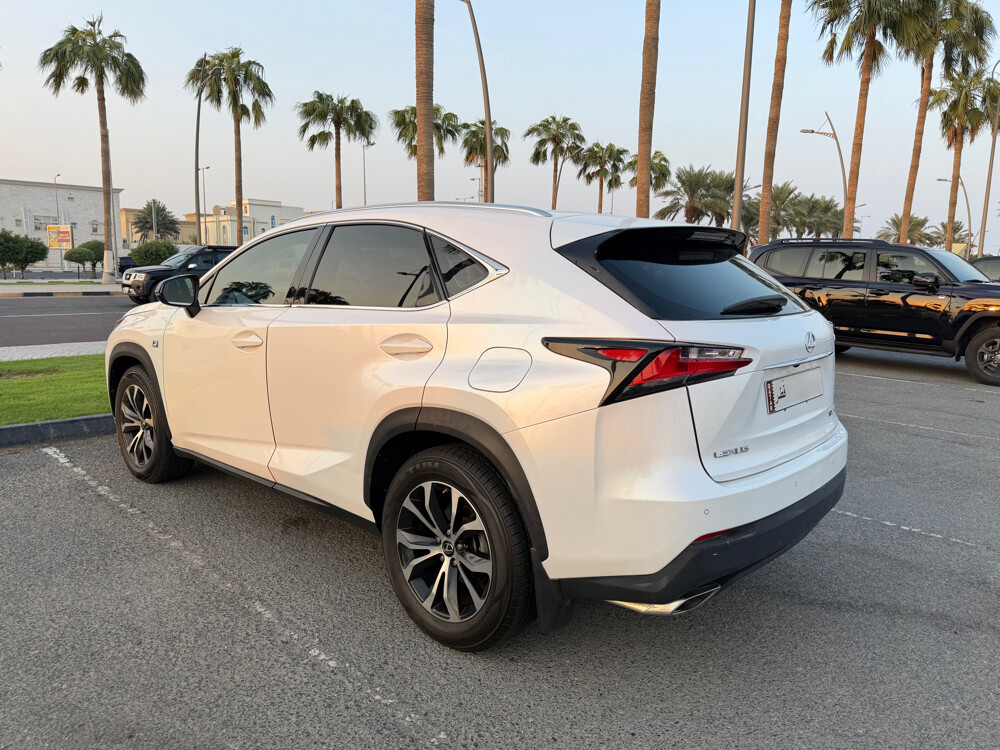 lexus nx200t 2015 - 3
