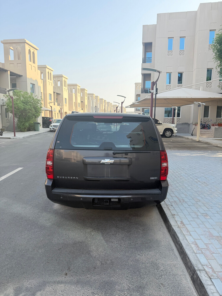 Chevrolet suburban 2010 - 8