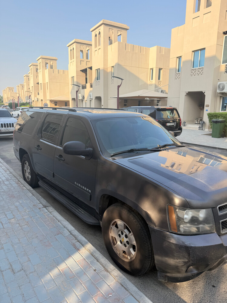 Chevrolet suburban 2010 - 4