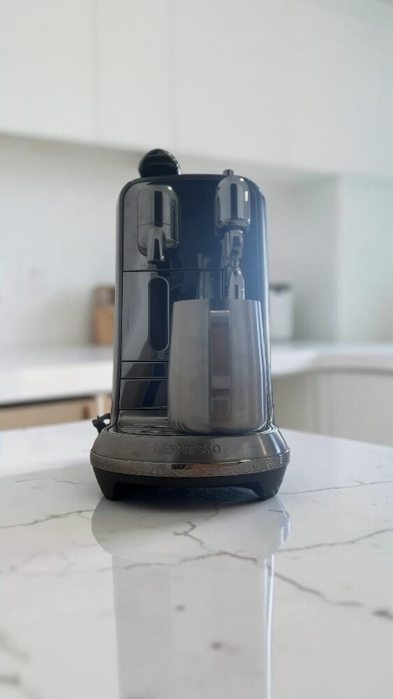 NESPRESSO Coffee Machine - 1