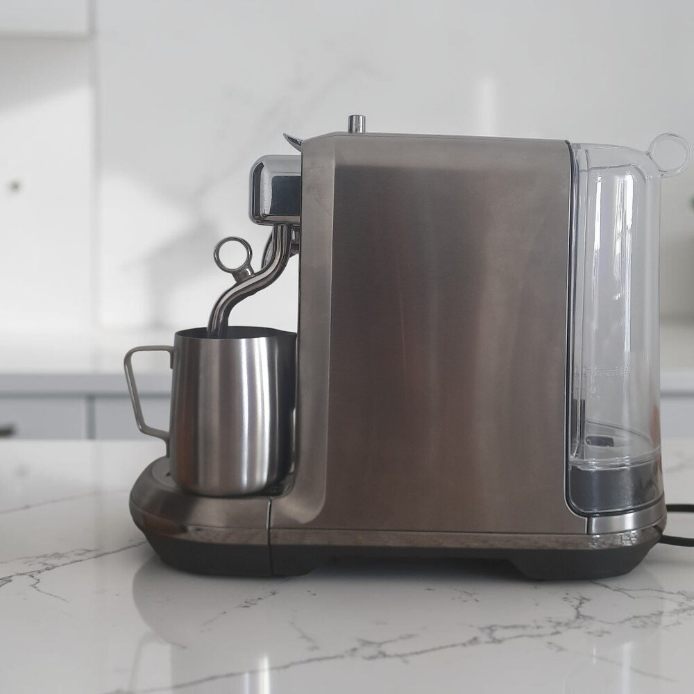 NESPRESSO Coffee Machine - 2