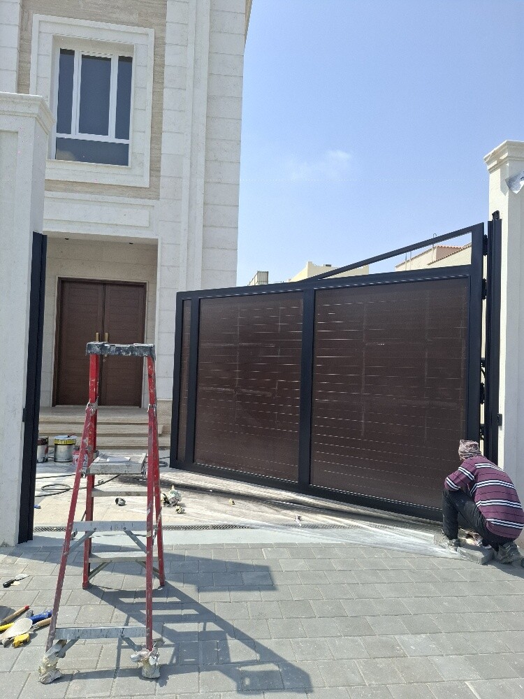 صبغ الابواب - 4