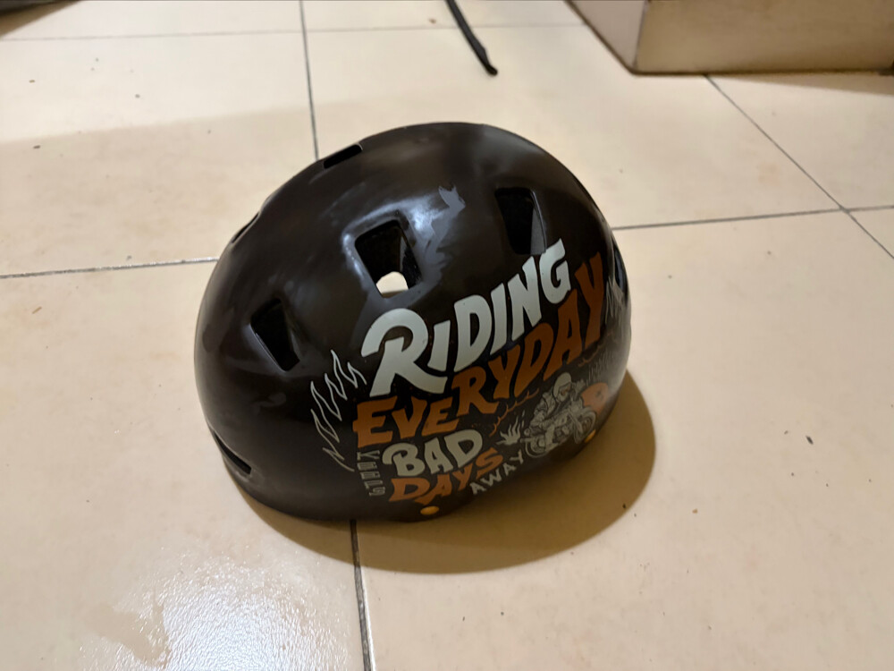 Various Motorcycle Helmets for Sale - 8