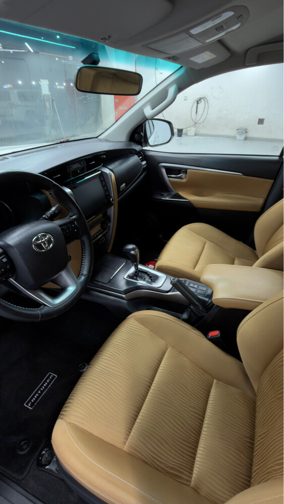 Fortuner 2024 6 cylinder - 5