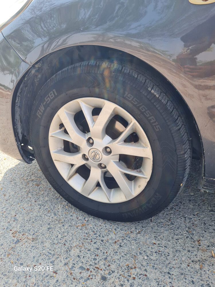 Nissan sunny full option  - 6