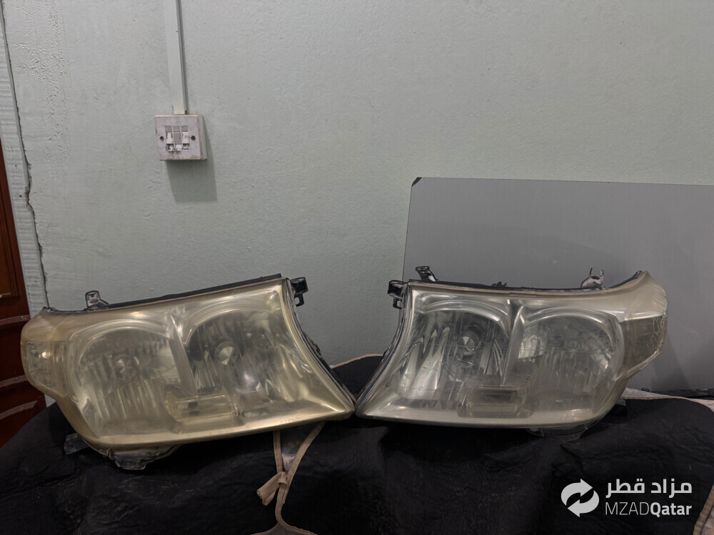 Land Cruiser Original Headlights - 1