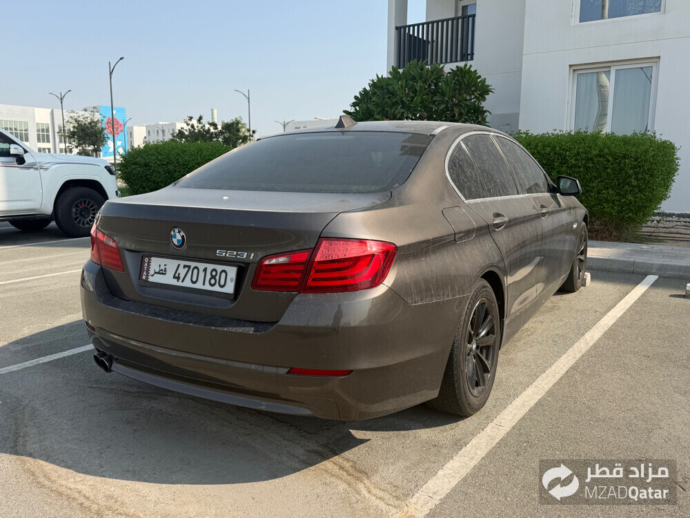 BMW 523i – 2012 Model  - 8