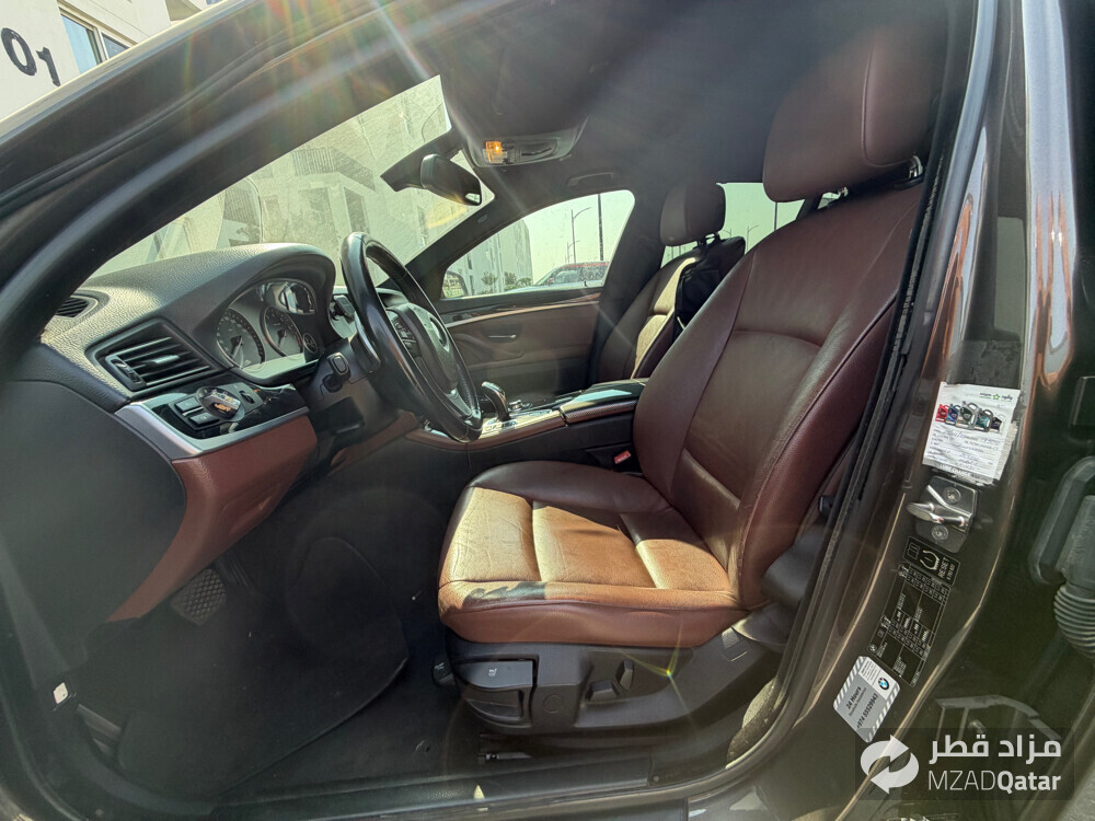 BMW 523i – 2012 Model  - 7
