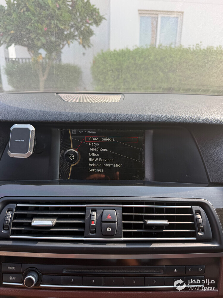 BMW 523i – 2012 Model  - 10