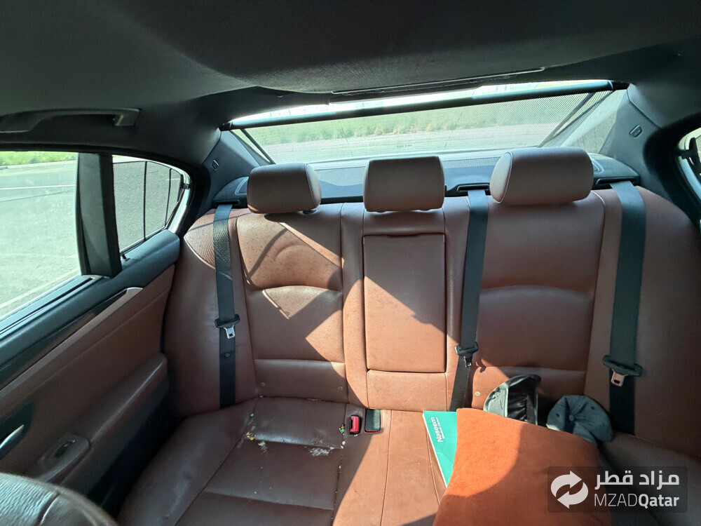 BMW 523i – 2012 Model  - 14