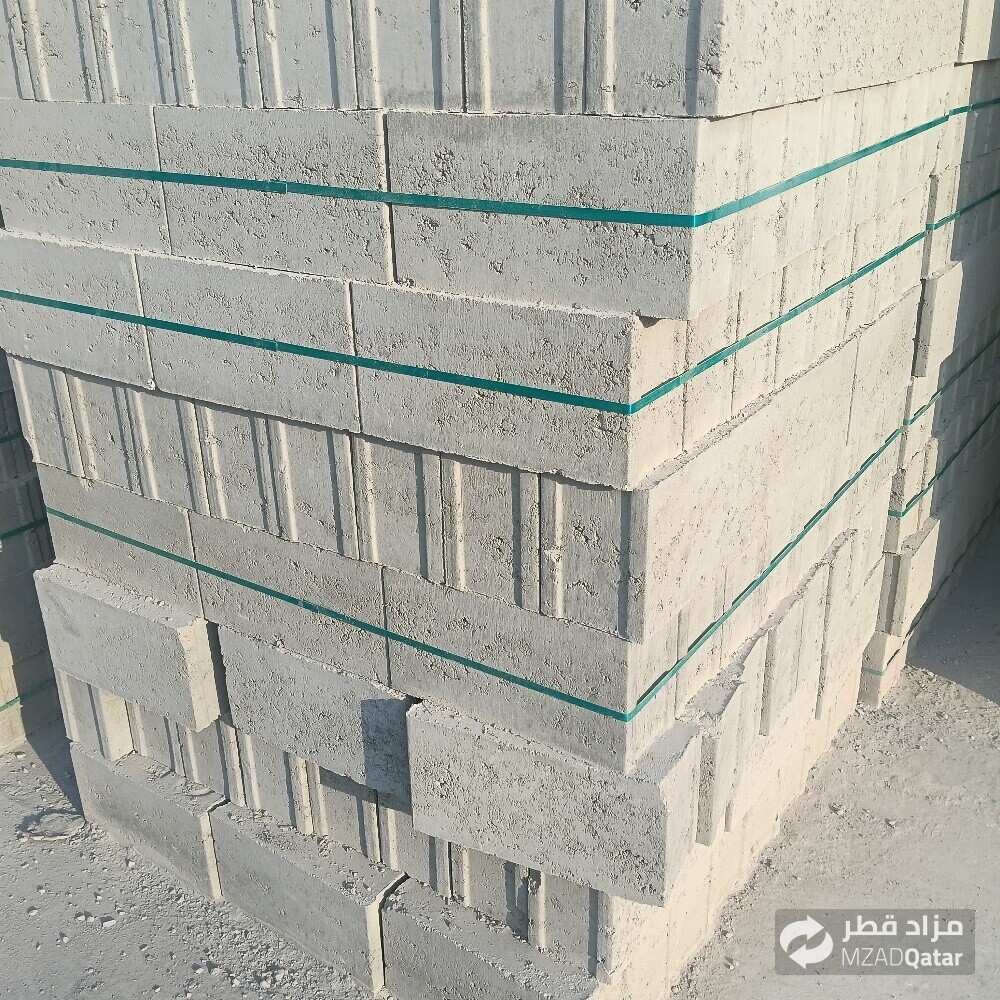 For sale 5 cm thick kerbstones - 21