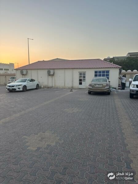 ملحق استوديو العزيزية - 1