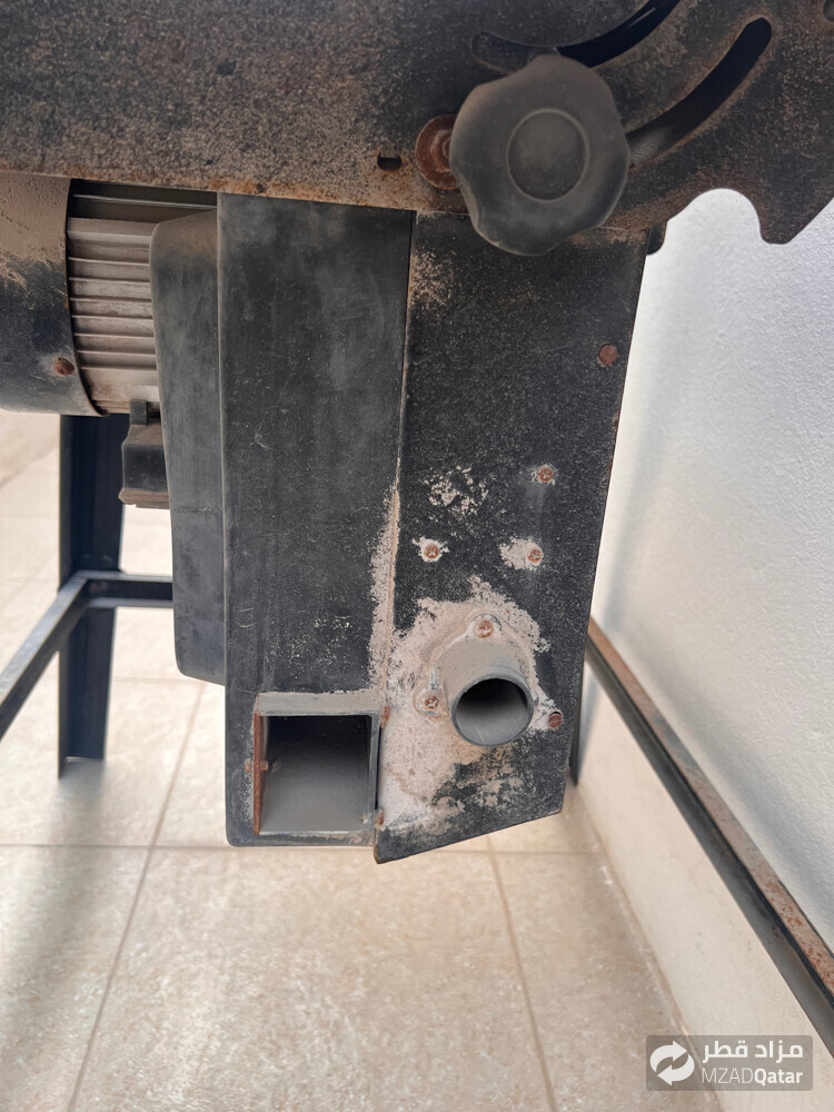 big wood grinder with metal - 3