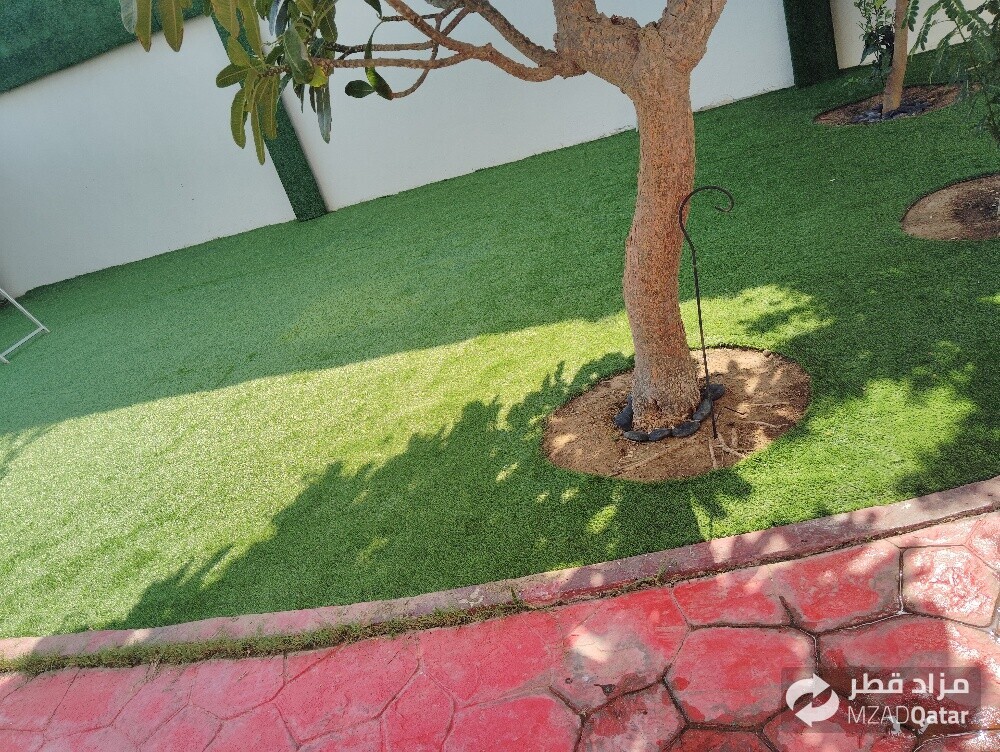 سجاد وديكورات من العشب الصناعي - 2