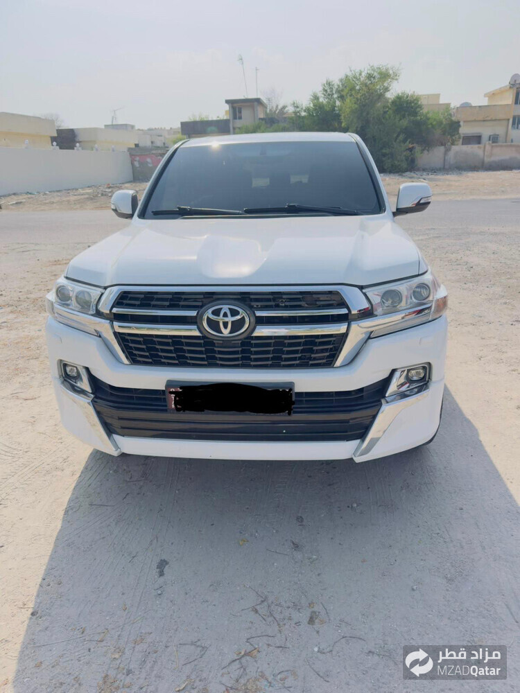 LAND CRUISER GX - 4