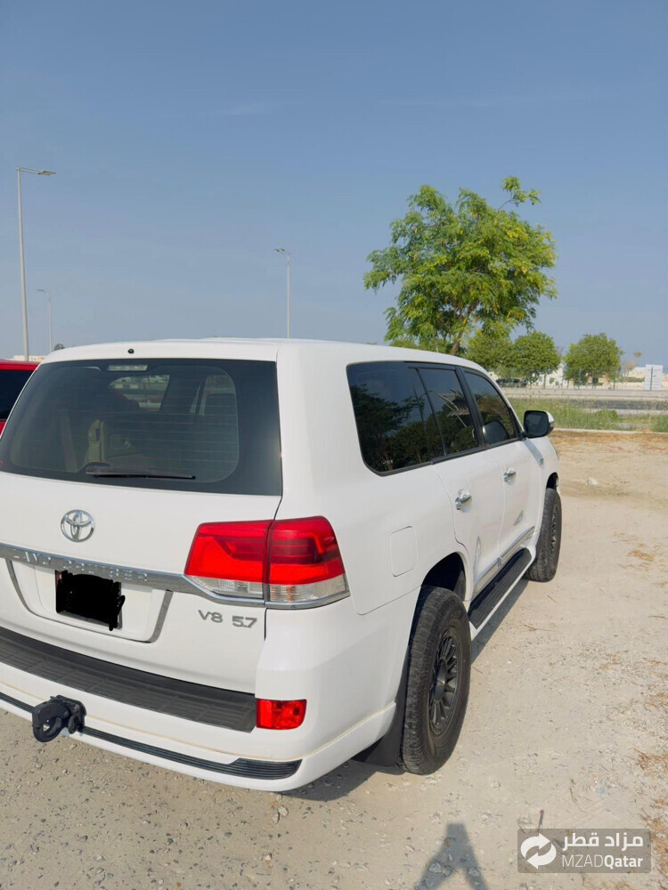 LAND CRUISER GX - 2
