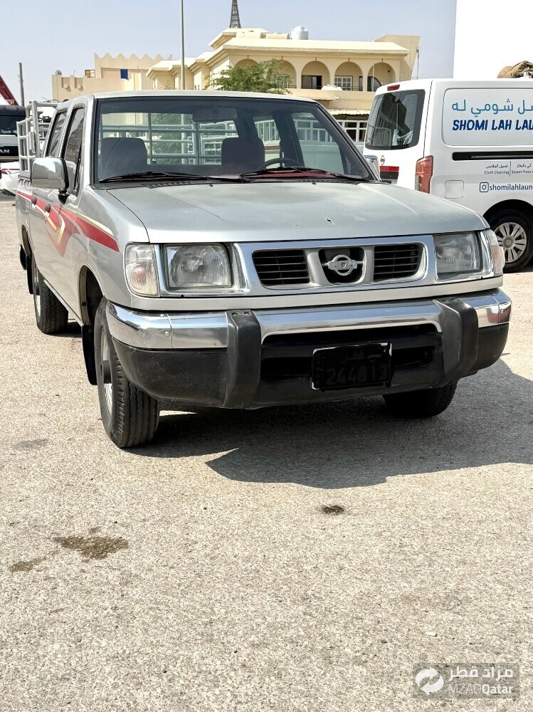 Nissan pekup - 6