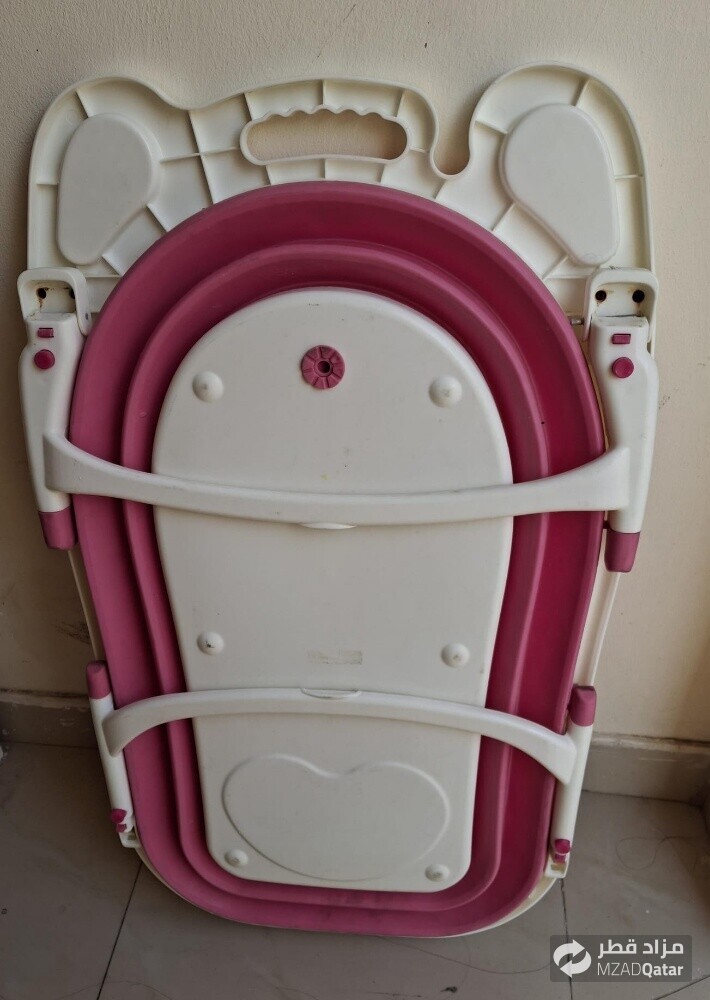Giggles - Baby Bath Tub - 1