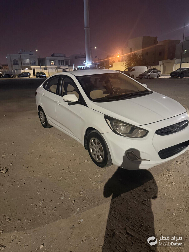 Hyundai Accent - 3