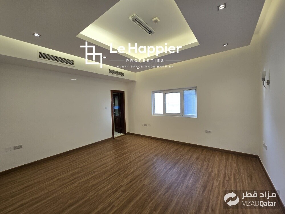 Premium commercial Villa - 2