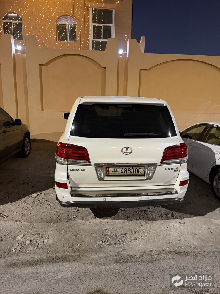 لكزس ٢٠٠٩ - 3