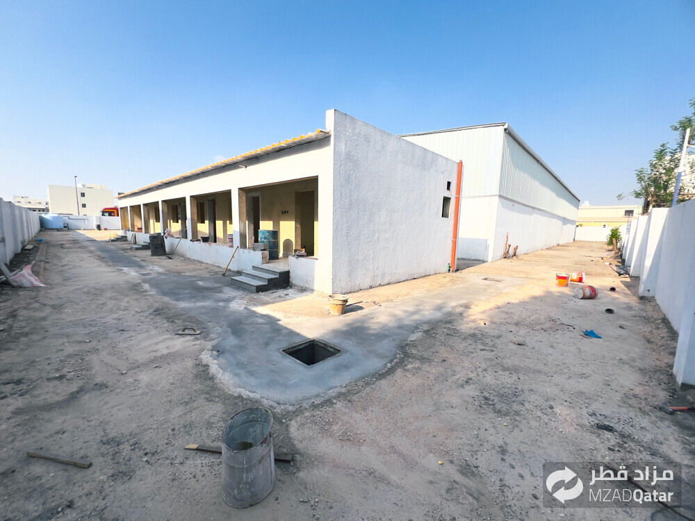 للايجار كراج 3600 متر - 10