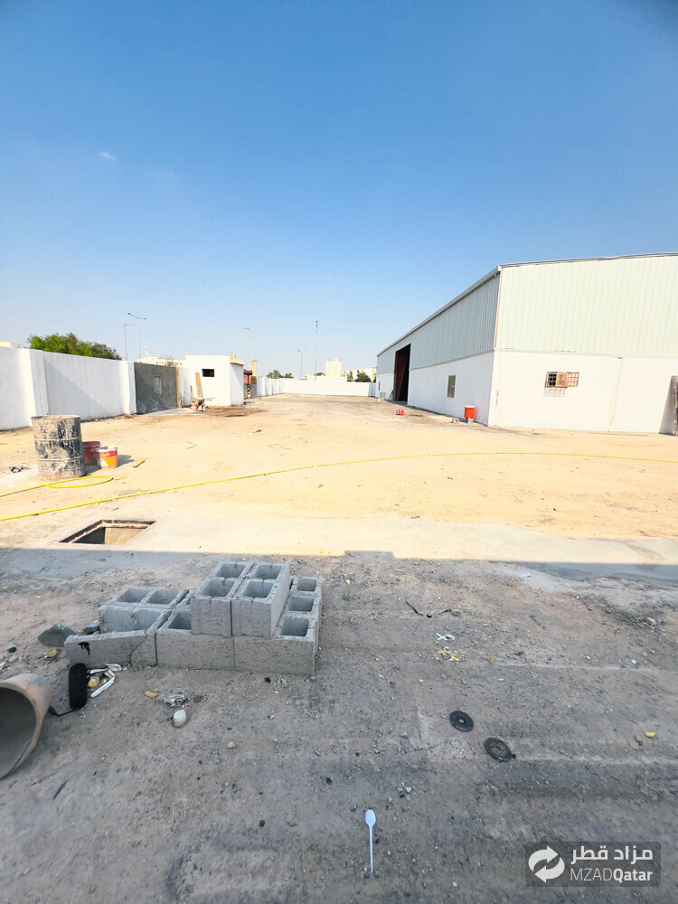 للايجار كراج 3600 متر - 9