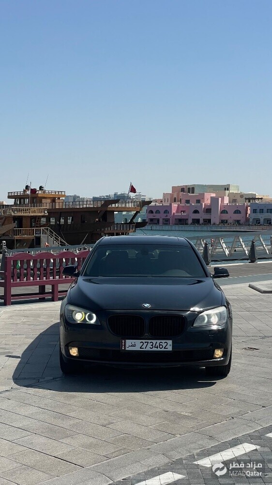 بي ام دبليو ال اي ٧٣٠. ٢٠١٠ - 3