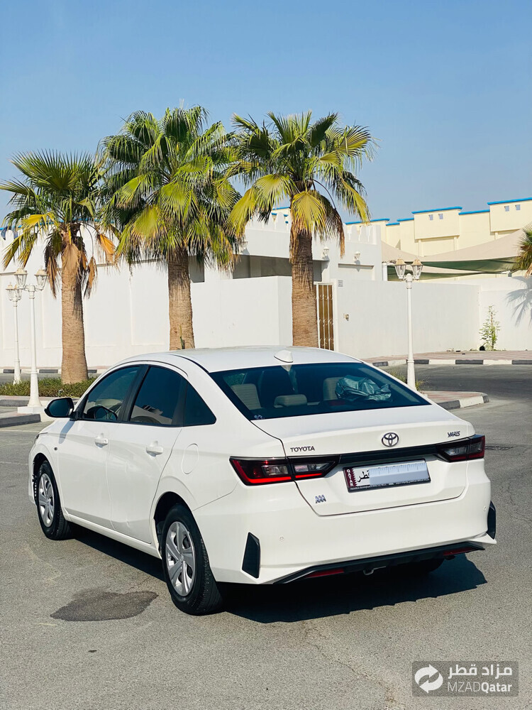 Toyota Yaris - 7
