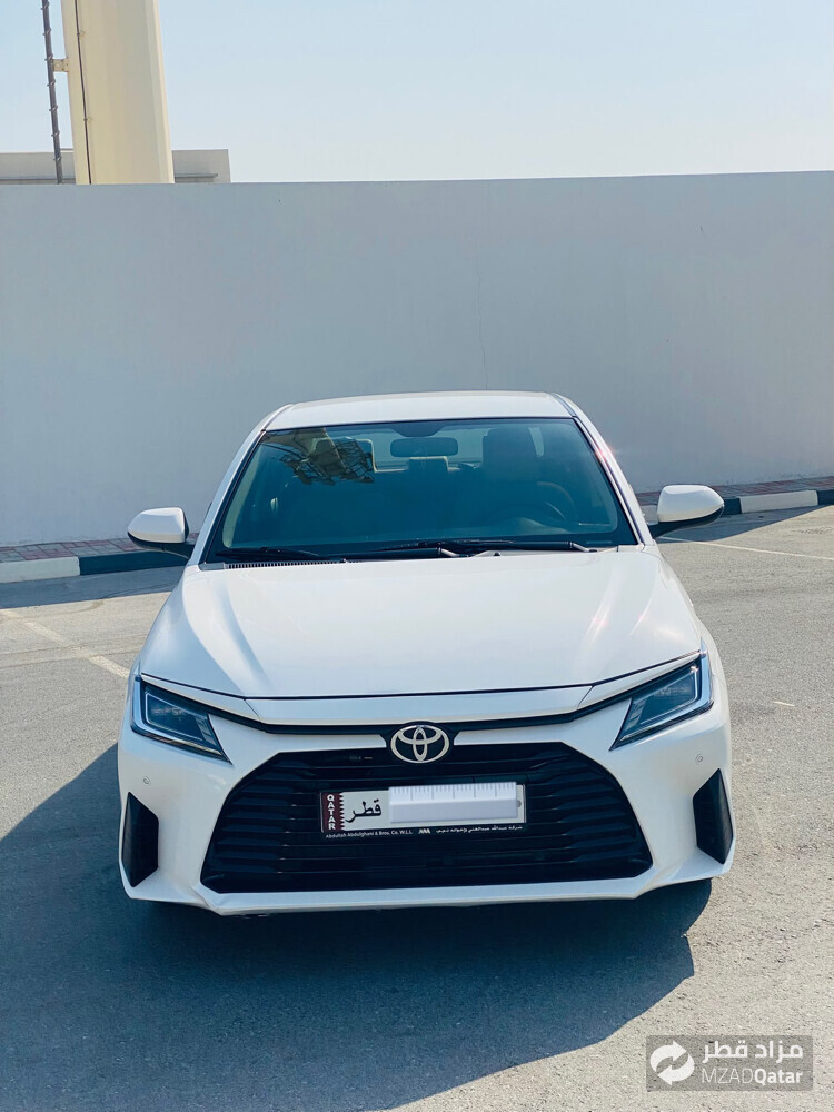 Toyota Yaris - 4