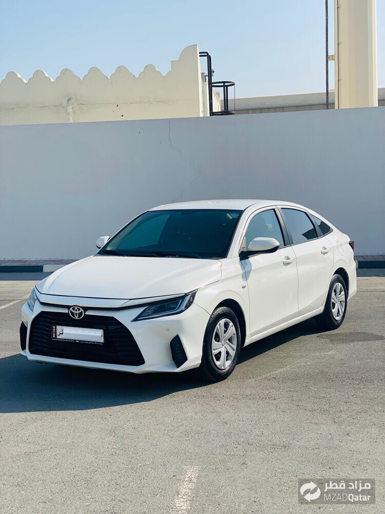 Toyota Yaris - 1
