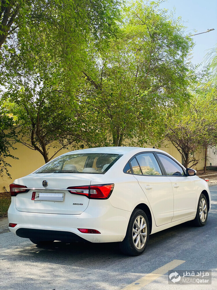 MG 5 Withe coler  - 6