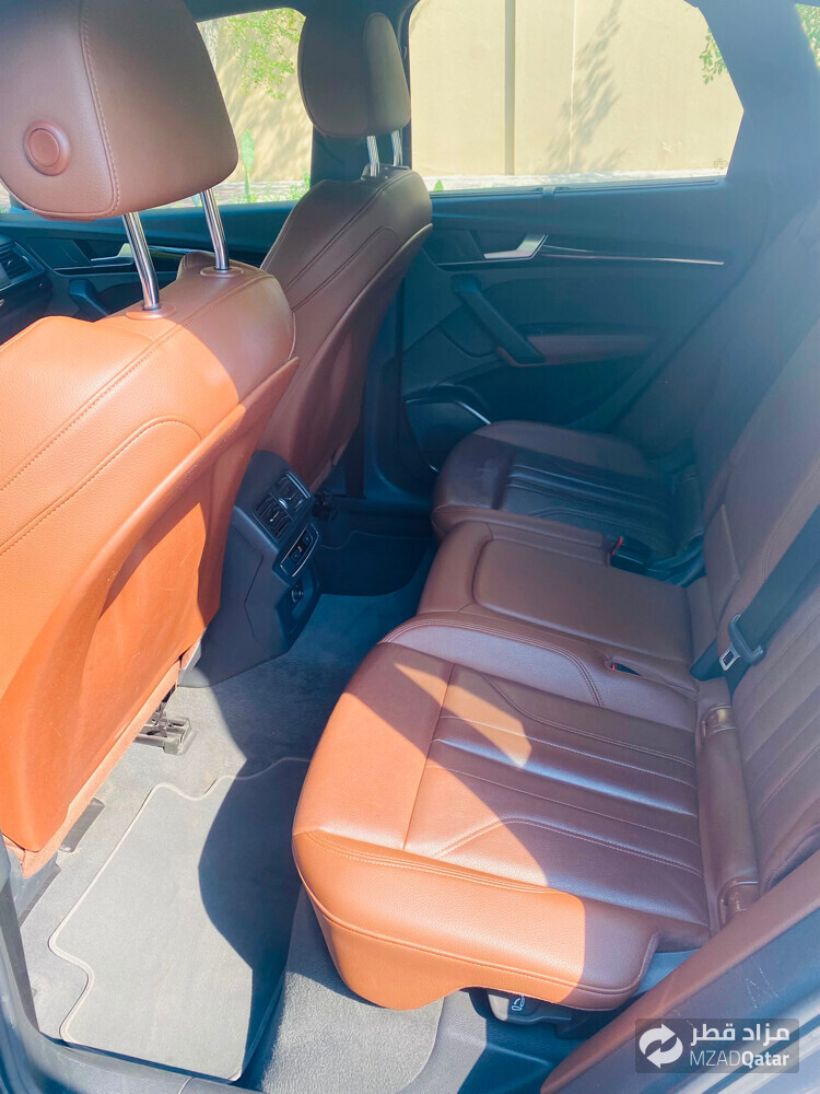 Audi Q5  - 5
