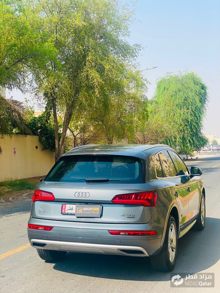Audi Q5  - 2