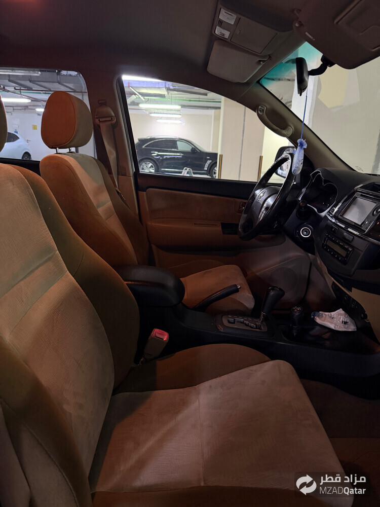 Fortuner SR5 in perfect condition - 2