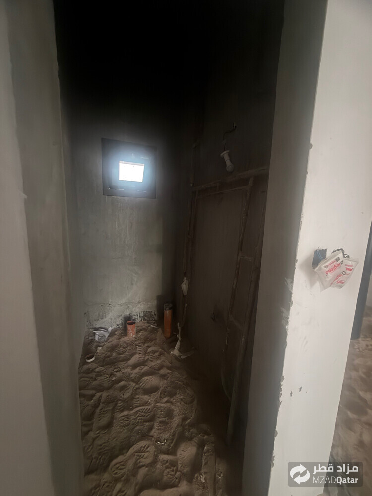 للايجارمحلات الغرافه ميزانين18000 - 6