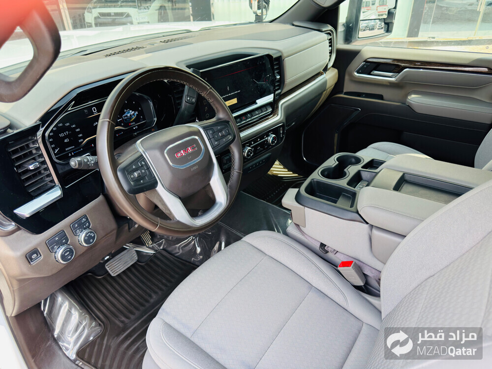 GMC Sierra 2500HD model 2024 - 4