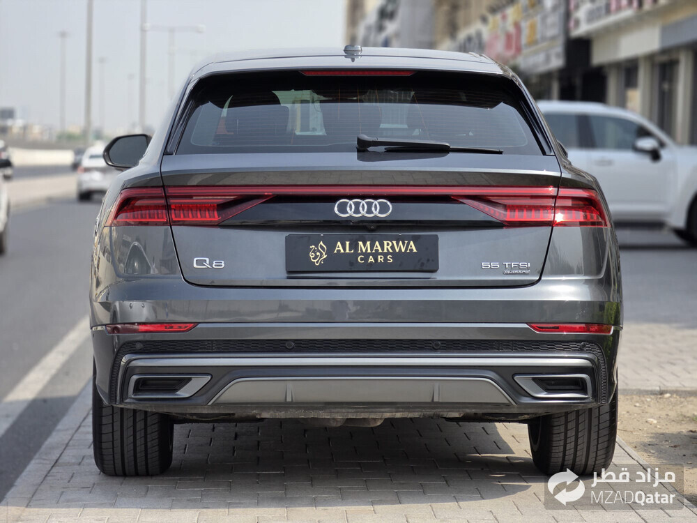 اودي كيو 8 اس لاين موديل 2021 - 6