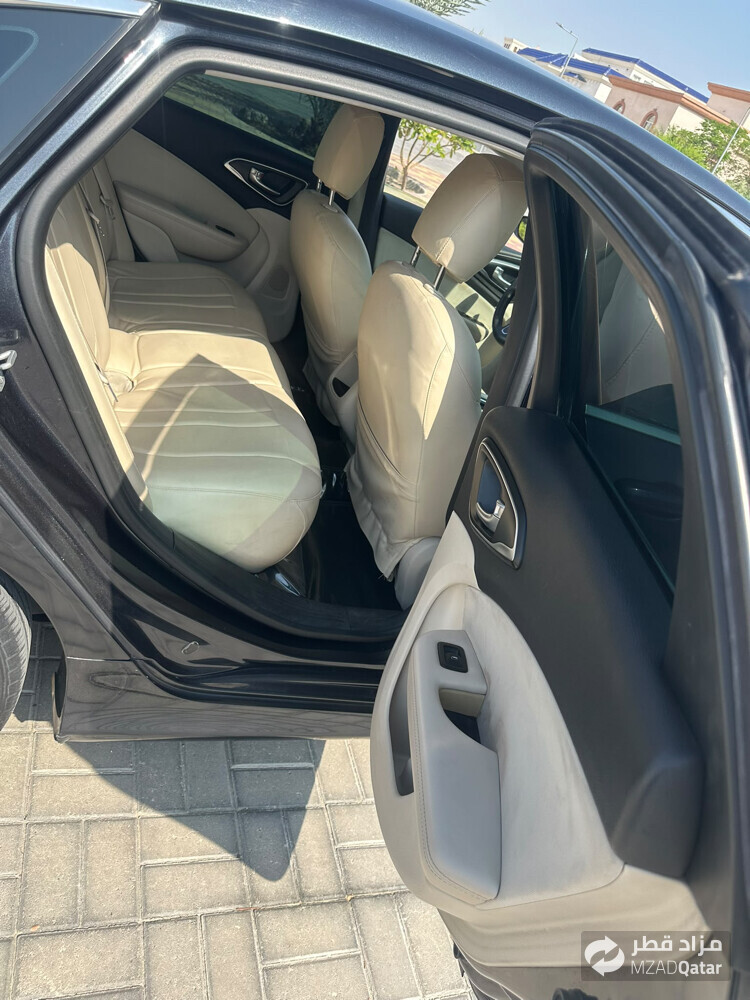 Chrysler C 200 model 2016 - 7