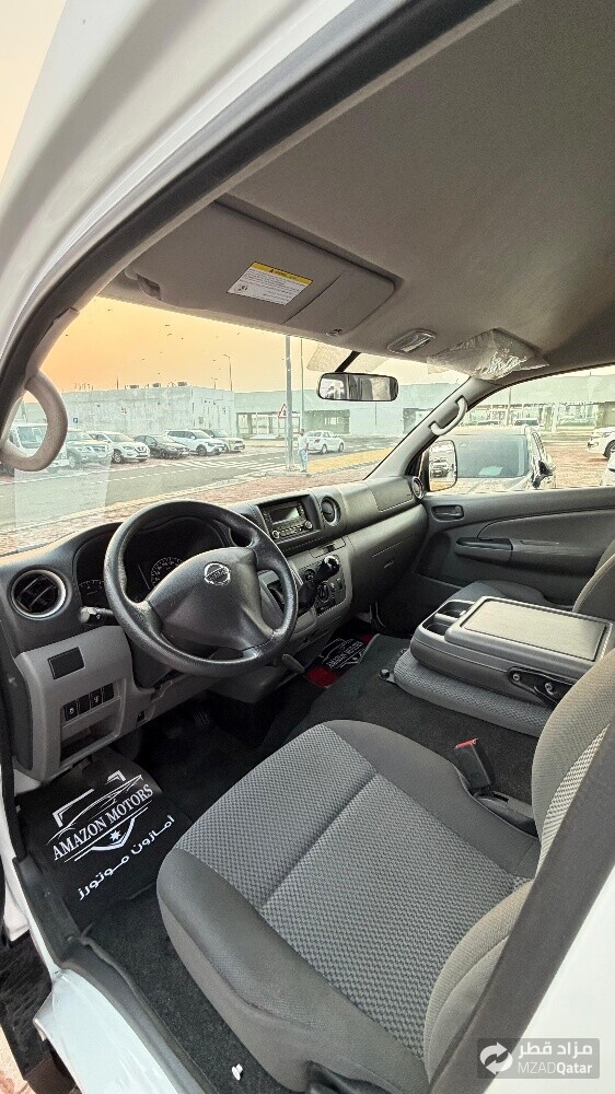 Nissan Urvan, standard, high roof - 15